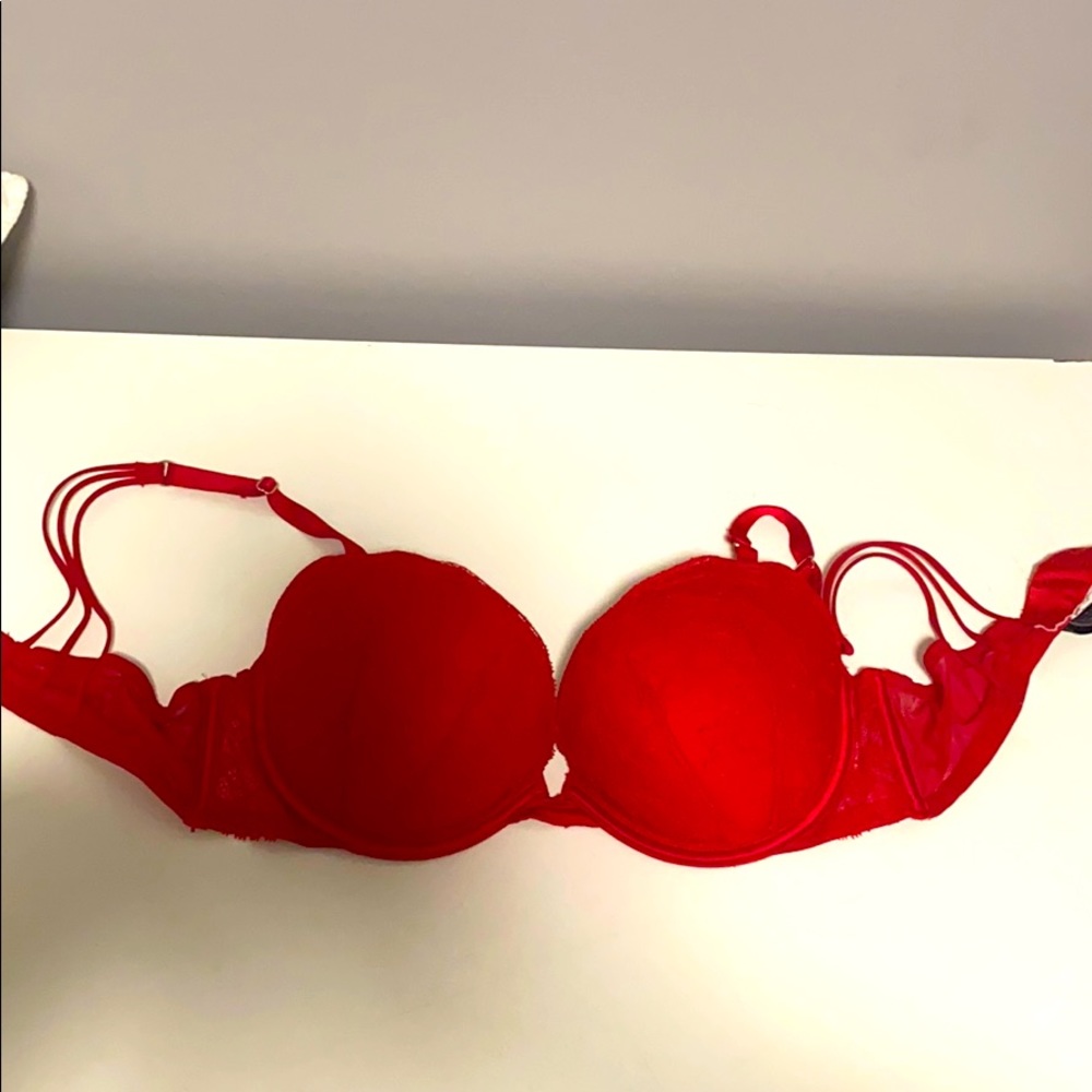 Red push up Victoria’s Secret bra